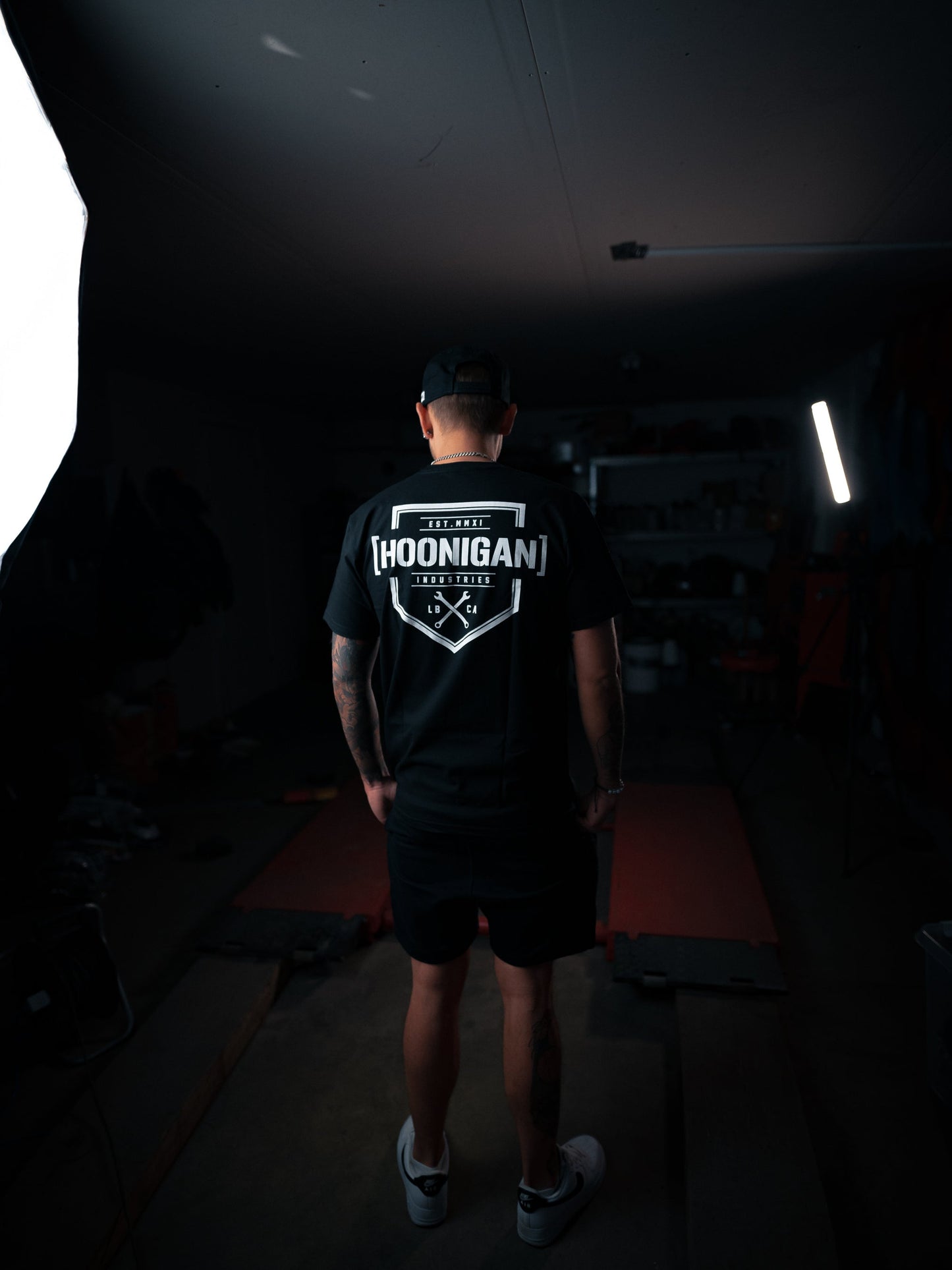 HOONIGAN BRACKET X SS T-shirt- SVART